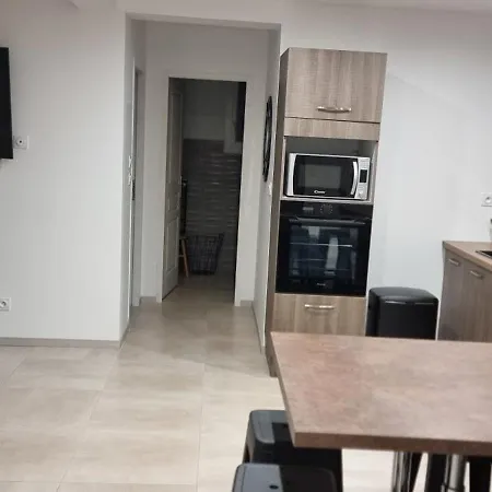 Dependance 90m2 Dans Avec Piscine Tatil Evi