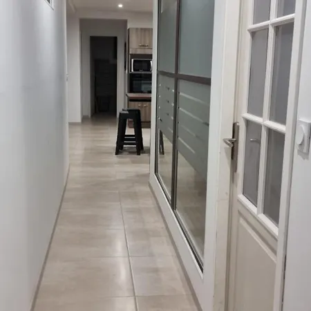 Dependance 90m2 Dans Avec Piscine